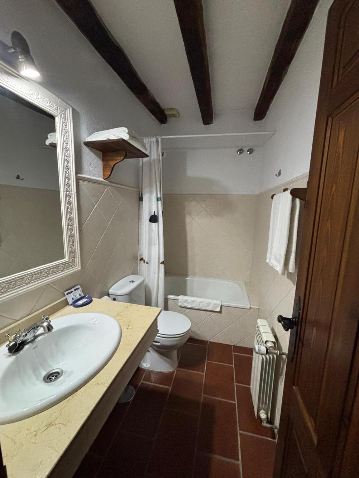 Casa Rural Del Rio Alozaina Esterno foto